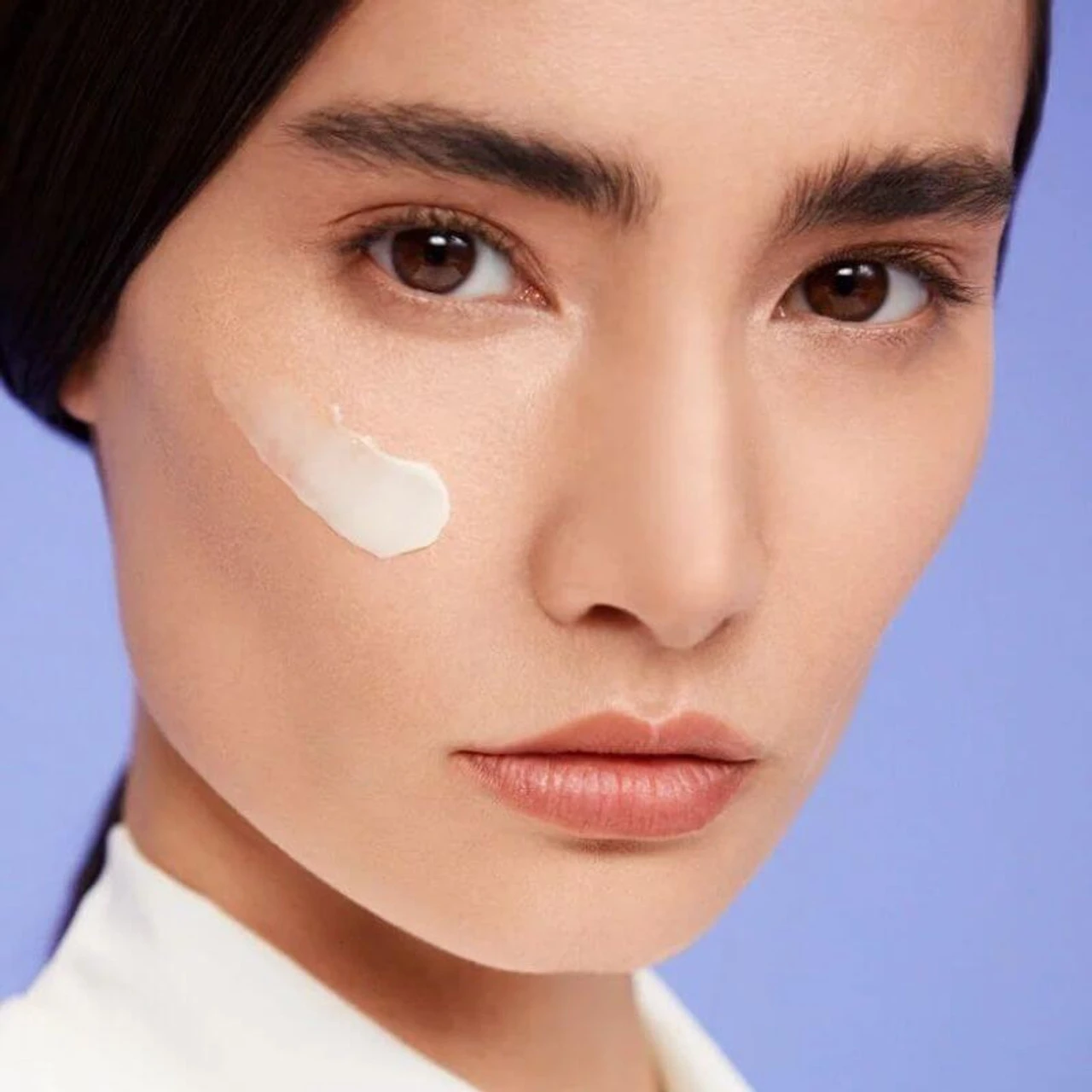 Shiseido VITAL PERFECTION Uplifting And Firming Cream Enriched 50ml 4 Shiseido VITAL PERFECTION Uplifting And Firming Cream Enriched 50ml – Image 4