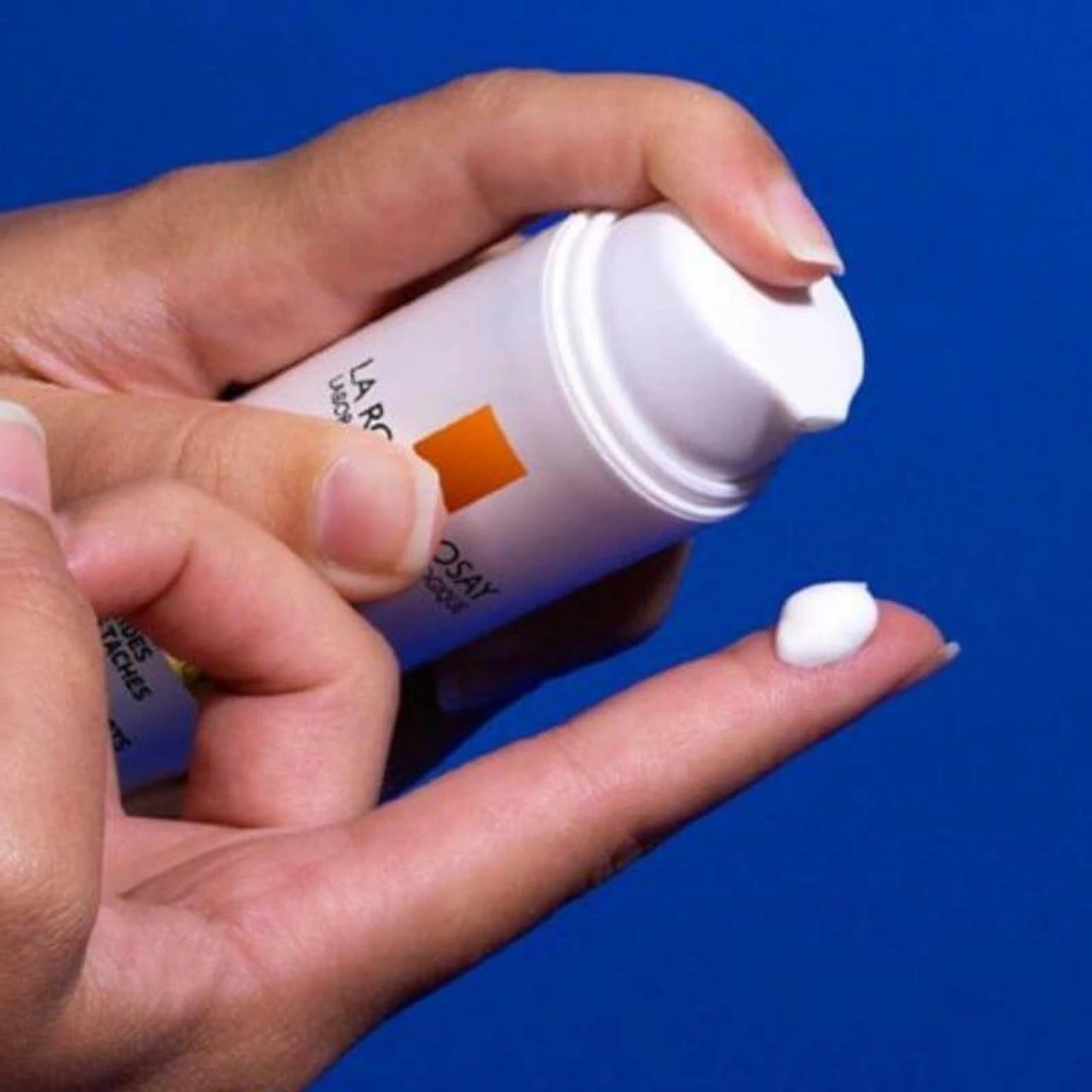 La Roche-Posay Anthelios Age Correct Cream SPF50 - 50ml 3 La Roche-Posay Anthelios Age Correct Cream SPF50 - 50ml – Image 3