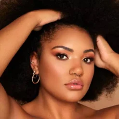 Inglot - Rosie For Inglot Illuminating And Brightening Face Base 11 Inglot - Rosie For Inglot Illuminating And Brightening Face Base -Boutique Beauté et Cosmétiques Latte Glow 2 93242.1654005517