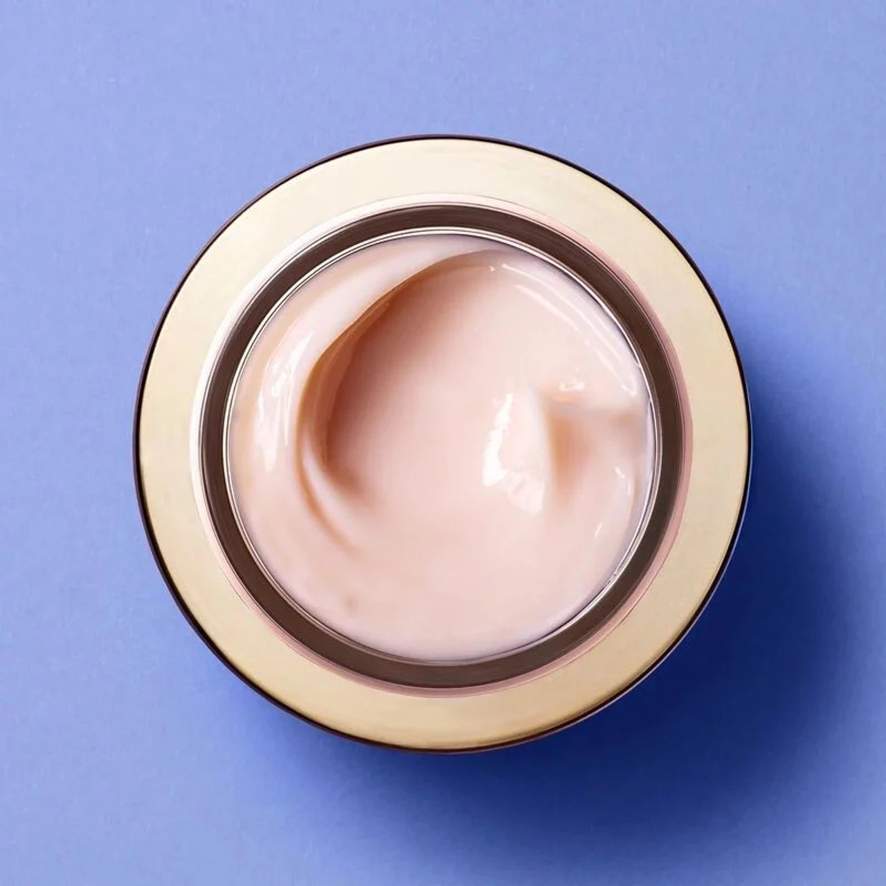 Shiseido VITAL PERFECTION Uplifting And Firming Cream 50ml 2 Shiseido VITAL PERFECTION Uplifting And Firming Cream 50ml – Image 2